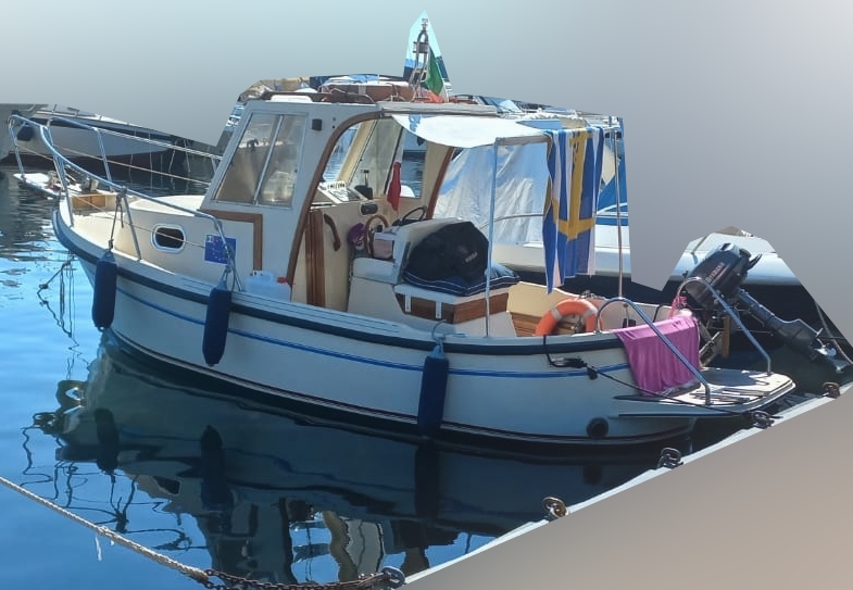 <<< VENDUTA >>> Anaconda 2 + FNM 40/100 hp<br><a href=dettaglio.aspx?Id=72 >VAI ALLA SCHEDA</a>
